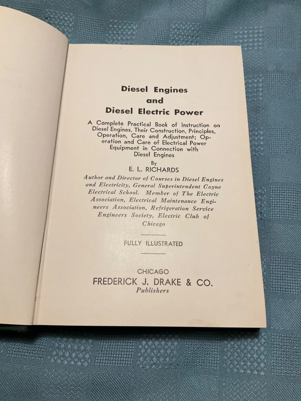 Diesel Engines and Diesel Electric Power Vintags 1941 Book READ